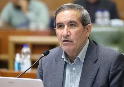 انتقاد امانی، عضو شورای شهر تهران از کاشت درختان در شوره‌زار: اکنون پس از نابودی سرمایه سبز شهر، تازه بحث توقف قرارداد مطرح شده / نهاد‌های نظارتی خارج از شهرداری این موضوع را با جدیت بررسی و با عاملان آن بدون هیچ‌گونه تعارف و مماشات برخورد قانونی کنند