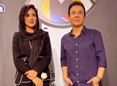 ببینید؛ تلاش عمو پورنگ برای هم‌قد شدن با پریناز ایزدیار