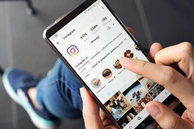 از بازیگرای درجه یک بیشتر پول درمی‌آورم!