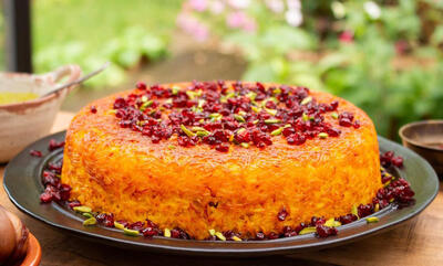 طرز تهیه ته‌چین با کباب مرغ و سماق + نکات