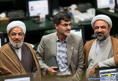 تندرو‌ها از خط رهبری عبور کرده‌اند!