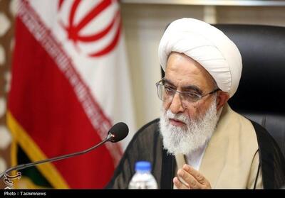کسی را سراغ ندارم که در ابعاد اجتماعی و سیاسی اقوی از رهبر انقلاب باشد - تسنیم