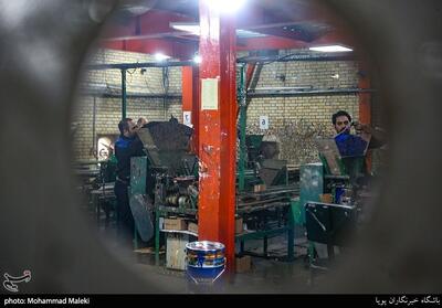 واکاوی ‌تعطیلی کارخانه‌های باسابقه/ چرا سیاست‌های اقتصادی دهه 90 تولید ملی را به زمین زد؟ - تسنیم