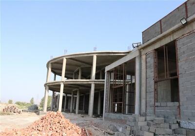 پیمانکاران نامناسب و تأخیر اعتباری؛ چرایی بلاتکلیفی بیمارستان عنبرآباد - تسنیم
