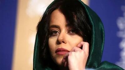 عکس‌های جنجالی الهام اخوان با آرایش عجیب تولدش!