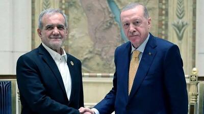 دکتر پزشکیان : آماده همکاری با ترکیه برای رفع موانع بانکی و گمرکی و ارتقای سطح مبادلات تجاری هستیم؛ اردوغان : فعالیت‌های صلح‌آمیز هسته‌ای حق مشروع ایران و فعال سازی مکانیسم ماشه اقدامی غیرسازنده است