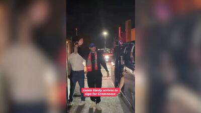 جیمی واردی برای پیوستن به کرمونزه وارد ایتالیا شد