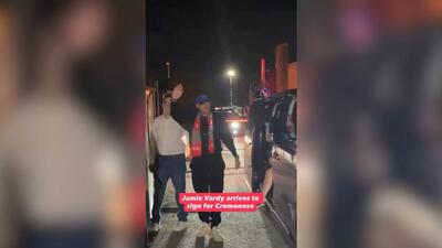 جیمی واردی برای پیوستن به کرمونزه وارد ایتالیا شد