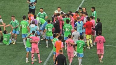 پرتاب آب دهان توسط لوئیس سوارز، درگیری شدید بین بازیکنان و کادر فنی اینتر میامی و سیاتل ساندرز