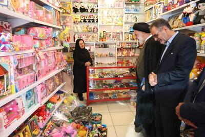 بازدید مردمی نماینده ولی‌فقیه چهارمحال و بختیاری از بازار شهرکرد؛ استقبال گرم بازاریان و طرح دغدغه‌های معیشتی