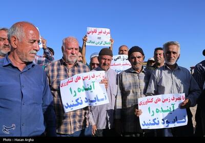 اعتراض اهالی روستای پابند به تملک اراضی کشاورزی برای نیروگاه خورشیدی- فیلم فیلم استان تسنیم | Tasnim