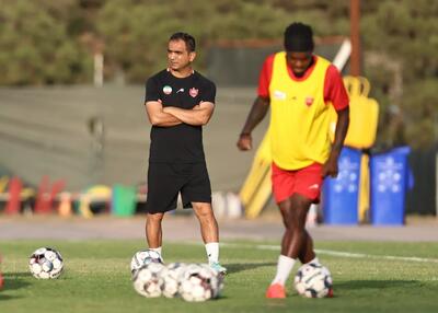 مربی‌های پایه پرسپولیس در تمرین بزرگسالان