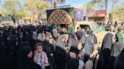 تشییع شهید رحیم محمدی در زرند کرمان 