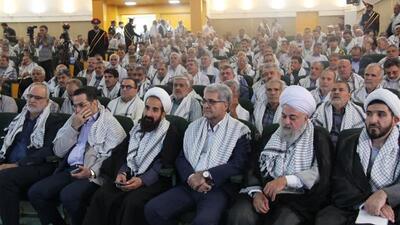 همایش «آزادگان وطن» در یزد برگزار شد