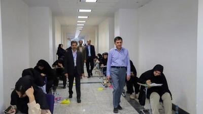 غیبت دوباره دانش‌آموزان مدارس دولتی عادی در میان برترین‌های کنکور 1404
