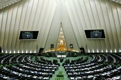 بازنشستگی اجباری اساتید دانشگاه فرهنگیان در ابهام | تعیین تکلیف با معاونت حقوقی رئیس‌جمهور