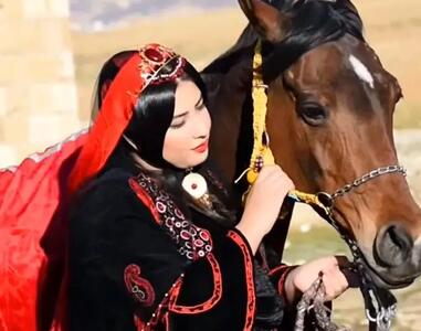 آواز اصیل؛ قشنگترین آهنگ دشتی محلی با صدای روح نواز خواننده که قلب رو به آتیش میاره
