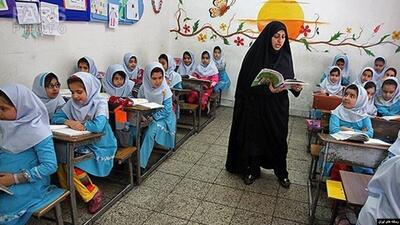 همه مدارس سال تحصیلی جدید حضوری بازگشایی می‌شوند