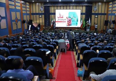 تأکید دبیر جشنواره عناب بر خلق ارزش افزوده و حمایت از کشاورزان - تسنیم