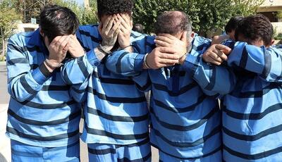 مادر و دخترشعبده باز، پوشاک مغازه ها را غیب می کردند!