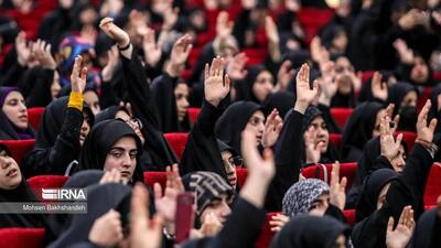 بانوان مسئولیت‌های مهمی در تمام شئون فردی، اجتماعی و سیاسی برعهده دارند