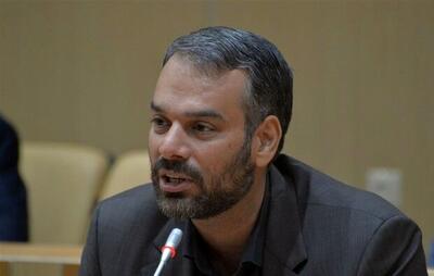 کنایه معنادار رشیدی کوچی به طرفداران قانون حجاب: پوشش مهسا امینی آرزوی کسانی است که دختران را بازداشت می‌کردند!