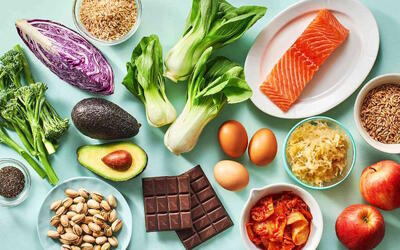 کالری مواد غذایی پرمصرف؛ اصول اندازه گیری کالری و تفاوت کالری خوراکی ها