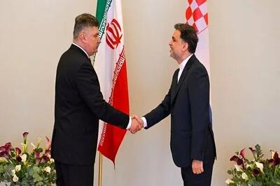 سفیر ایران استوارنامه خود را به رئیس جمهور کرواسی تقدیم کرد