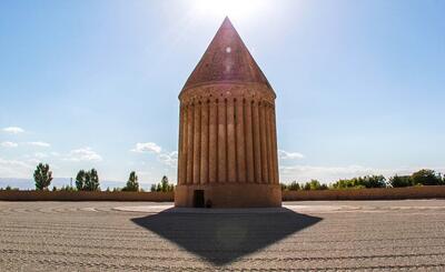 برج تاریخی رادکان، نماد هویتی و فرهنگی شهرستان چناران است