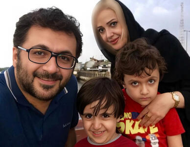 عکس های جگرسوز گریه های  همسر و پسر تپلوی شهرام عبدلی در روز تشییع پیکرش/ چه زود رفتی و یتیم شدم من بابا ... /  روحش شاد