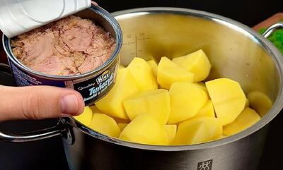 طرز تهیه کوکوی جدید با تن ماهی و سیب زمینی به روش آشپز آمریکایی (فیلم)