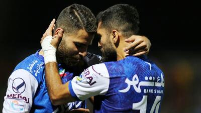 تیم منتخب چهره‌های بدون تیم، آبی شد!