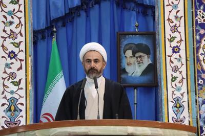 دشمنی آمریکا با ایران به خاطر اقتدار و استقلال کشور است / مردم پای انقلاب ایستاده‌اند