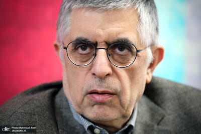 کرباسچی: بودجه‌هایی که دولت به نهادهای مختلف می‌دهد، چه خروجی و نتیجه‌ای دارد؟ هرکدام از نهادها مدعی و صاحب قدرت‌اند؛ سیاسی هستند، حرف می‌زنند، تبلیغات می‌کنند، علیه دولت موضع می‌گیرند/ آیا توانسته‌اند نماز جمعه‌هایی شبیه روزهای اول انقلاب ایجاد کنند؟