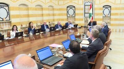 نشست پرتنش دولت لبنان برای خلع سلاح حزب الله/ وزیران شیعی نشست را ترک کردند