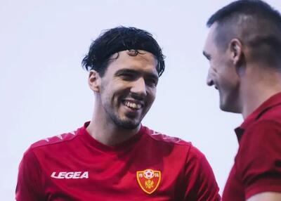 نبرد هافبک پرسپولیس با چک در مسیر جام‌جهانی