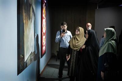 بانوان دولت از نمایشگاه «به گزارش زنان» دیدن کردند