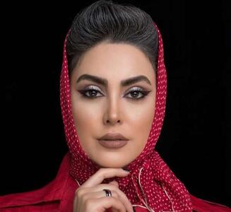 تاریخ و زمان وبگردی؛ تصویری کمتر دیده شده از  نیلوفر شهیدی  در کنار دخترش؛ بسیار بسیار زیبا در عین سادگی!
