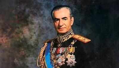 سفر در زمان؛ «محمدرضا پهلوی در حال شکار پرنده با اسلحه»؛ اوایل دهه 40