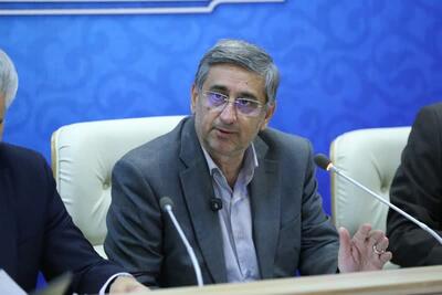 باید پای کالاها و صنایع لرستان را به بازارهای خارجی باز کنیم