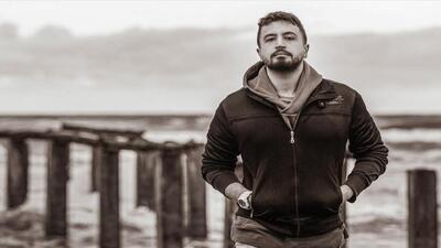 عکس روز| عکس جدید مهرداد صدیقیان، در جستجوی نور!