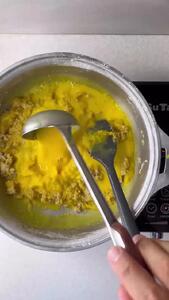 حلوا شیر خانگی، طعمی شیرین و دلنشین + فیلم