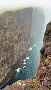 جزر فارو، بازی امواج و زمین+ فیلم