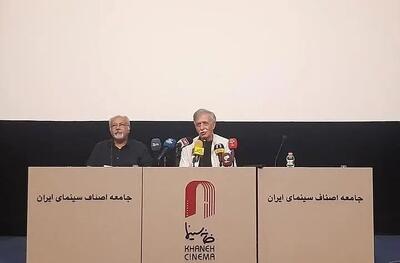 کارت زرد گرفتن برای سینما و موسیقی باعث افتخار وزارت ارشاد است