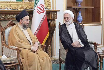 ایران هرگز تسلیم نظام سلطه نمی‌شود | سیاست روز