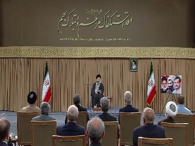 خدا قوت رهبر انقلاب به اعضای دولت و تشکر ویژه از رئیس‌جمهور و قدردانی از سفر اخیر به چین
