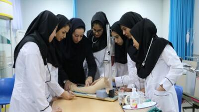 شمار امضاهای کارزار «درخواست تجدید نظر در پذیرش بدون کنکور مامایی در مقطع کاردانی» به ۶ هزار نفر رسید