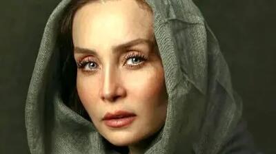 عکس‌های داغ استایل حدیث فولادوند در کافه‌ای مینیمال که همه را شوکه کرد!