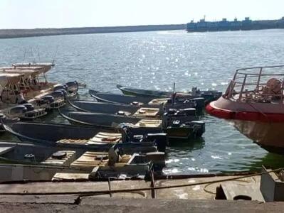 پنج شناور  سوخت قاچاق در آبهای میناب توقیف شد