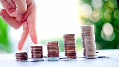 خبر خوش برای بازنشستگان؛ وام ازدواج، وام ضروری و جایزه میلیاردی بانک صادرات شهریور ۱۴۰۴!